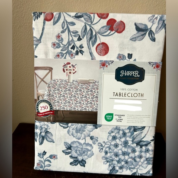 Other - Harper Americana New Tablecloth 60”x 84” Oblong Red White Blue July 4th Floral